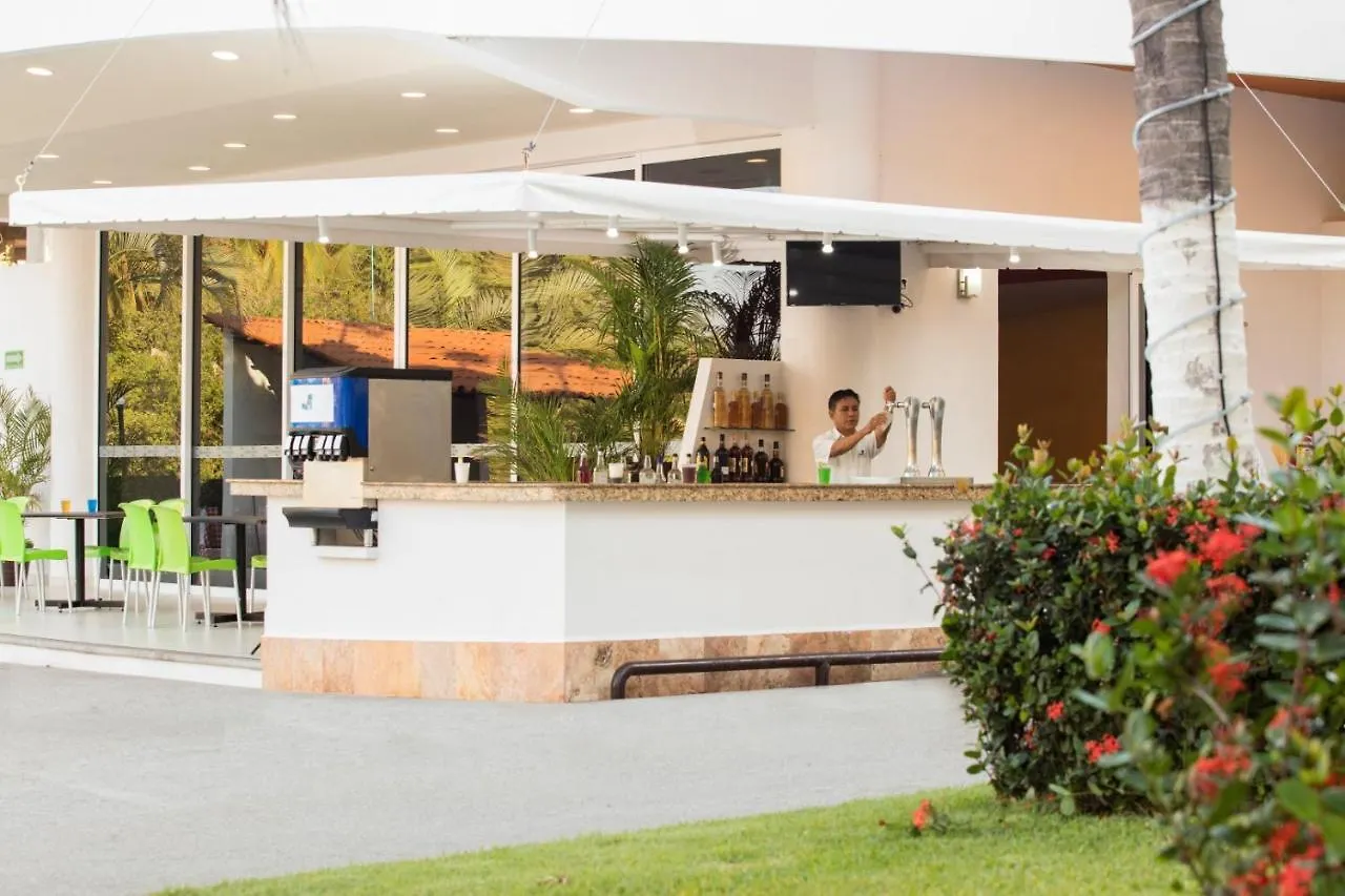 Hotel Costa Club Punta Arena - Desayuno Buffet Incluido Puerto Vallarta 3*,  México