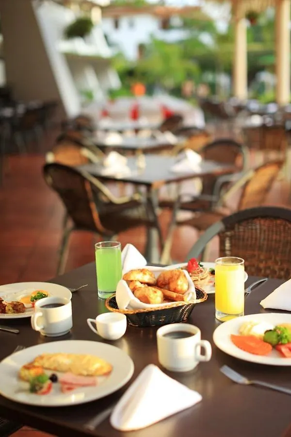 Hotel Costa Club Punta Arena - Desayuno Buffet Incluido Puerto Vallarta